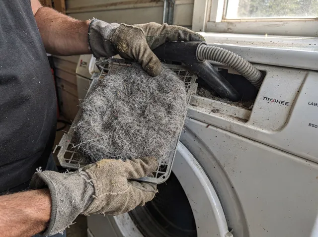Cleaning Dryer Lint Trap in New Haven, CT